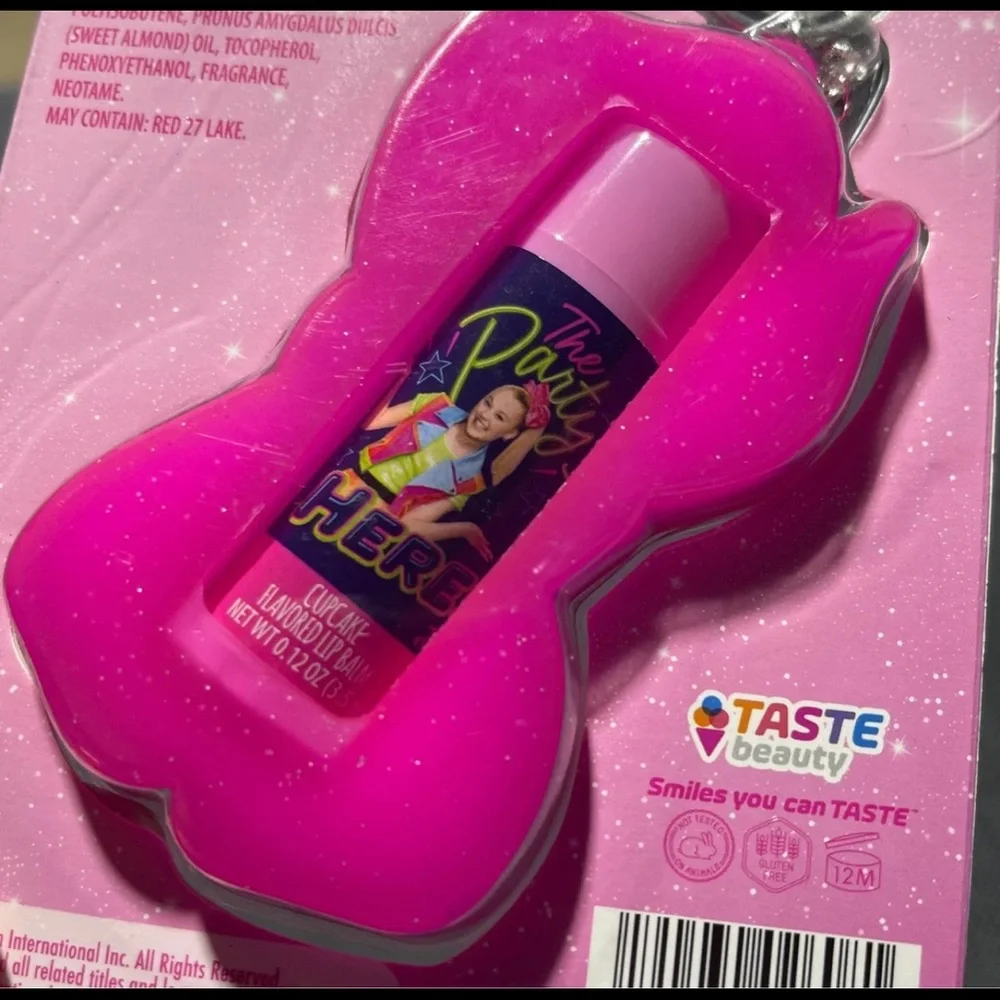 🥰🥰Jojo Siwa Lip Balm Holder Travel Keychain🥰🥰